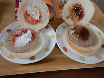 ���}�U�L�@�ӂ�����o�[�K�[