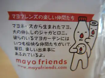 ���}�U�L �}��������